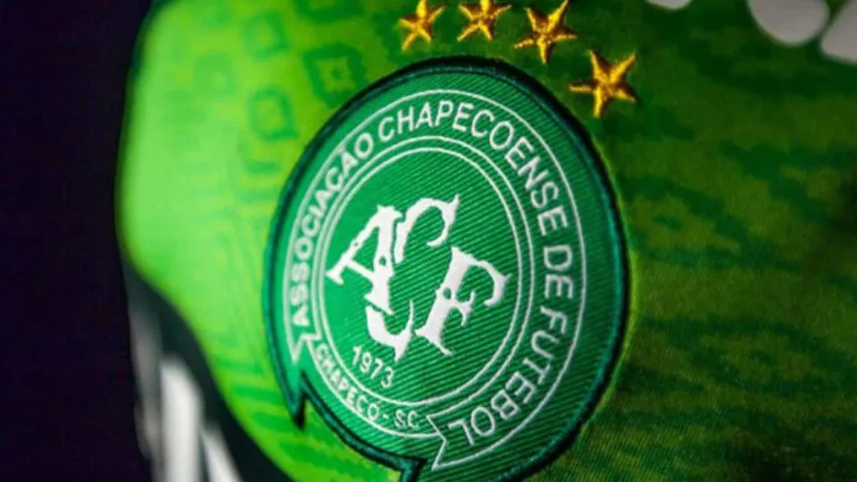 Com dinheiro do Brasileiro, Chape quer pagar R$ 10 mi para quitar dívida de R$ 224 mi